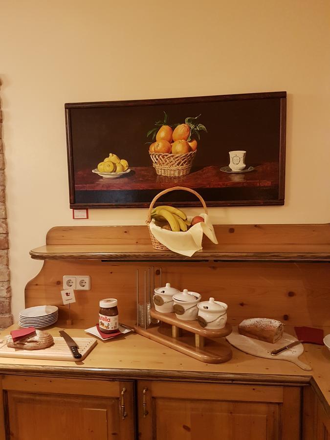 Hotel Neustifter Пойсдорф Екстериор снимка